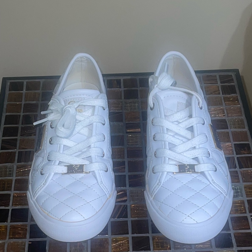 G By Guess GBACKER2